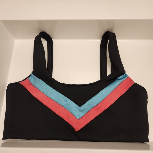 Beach Riot Chevrons Colorblock Sports Bra in Tidal Colorblock - Picture 2 of 8